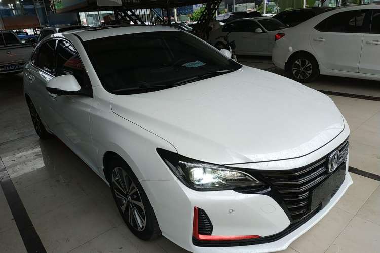 Used CHANGAN Ruicheng CC 2021 Blue Whale Edition 1.5T DCT Luxury Model Front Right 45 Deg