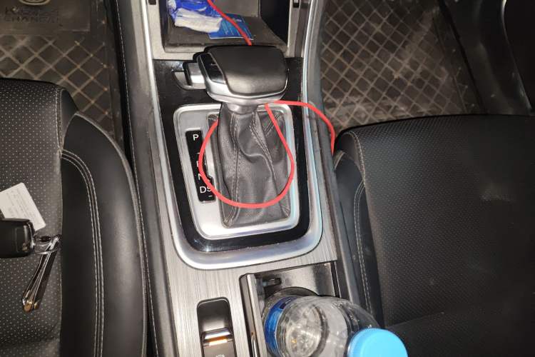 Used CHANGAN Ruicheng CC 2021 Blue Whale Edition 1.5T DCT Prestige Model Gear Lever