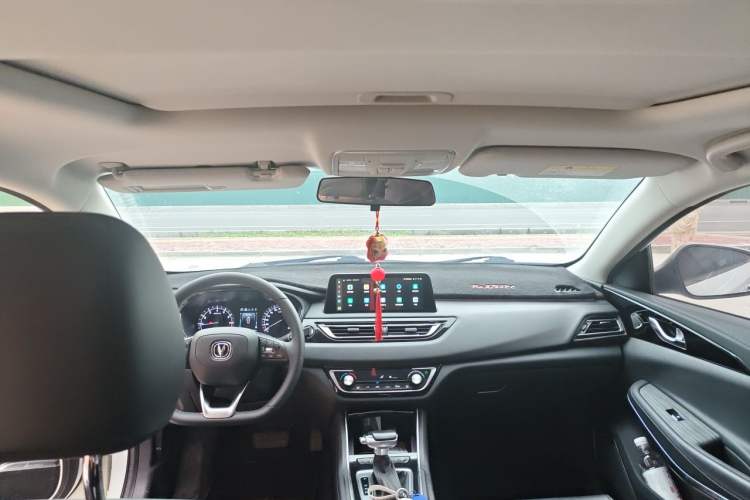 Used CHANGAN Ruicheng CC 2021 Blue Whale Edition 1.5T DCT Prestige Model Headliner