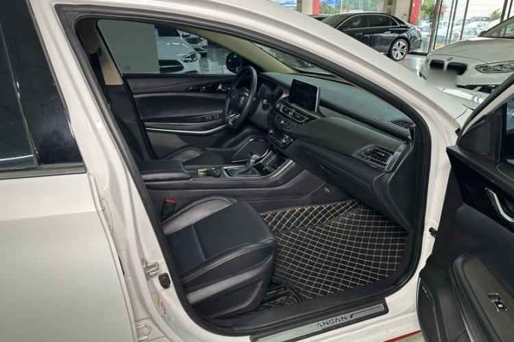Used CHANGAN Ruicheng CC 2021 Blue Whale Edition 1.5T DCT Luxury Model Interior 15