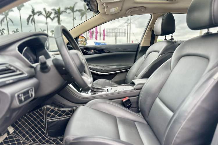 Used CHANGAN Ruicheng CC 2021 Blue Whale Edition 1.5T DCT Luxury Model Interior 2