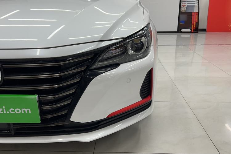 Used CHANGAN Ruicheng CC 2021 Blue Whale Edition 1.5T DCT Prestige Model Left Front Headlight