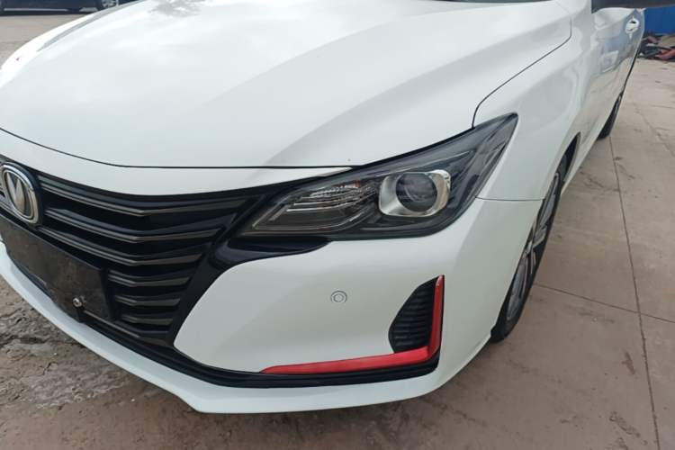 Used CHANGAN Ruicheng CC 2021 Blue Whale Edition 1.5T DCT Luxury Model Left Front Headlight