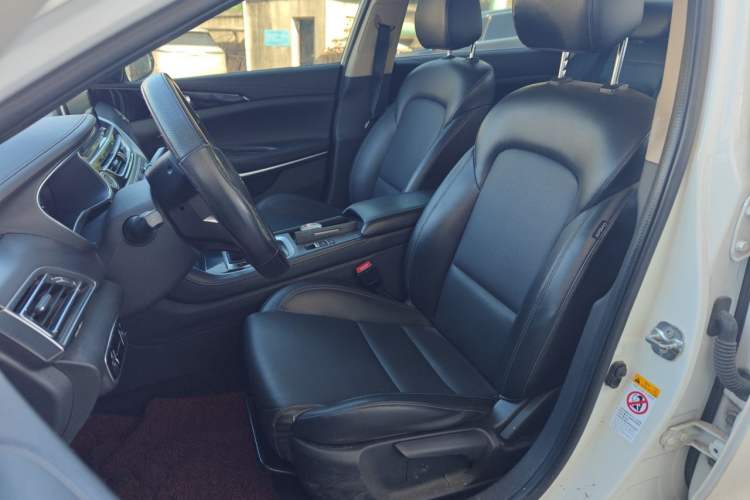 Used CHANGAN Ruicheng CC 2021 Blue Whale Edition 1.5T DCT Elite Model Left Front Seat