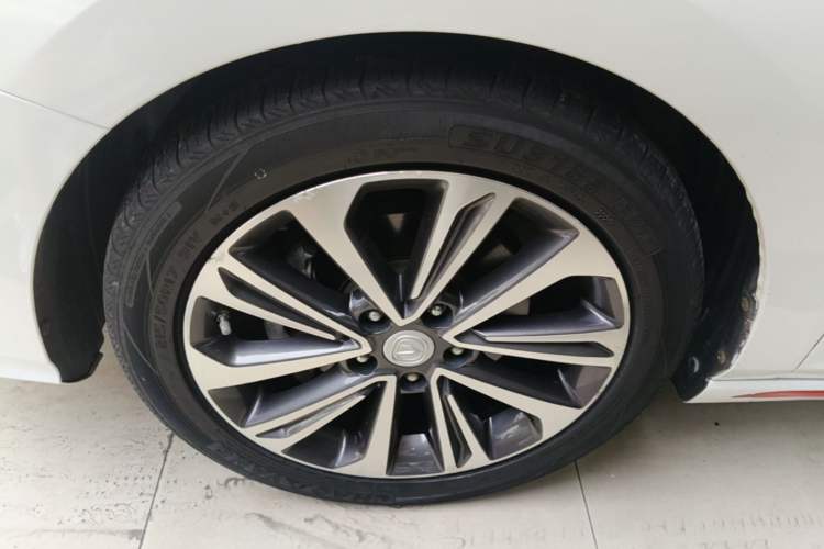Used CHANGAN Ruicheng CC 2021 Blue Whale Edition 1.5T DCT Flagship Model Left Front Wheel Hub