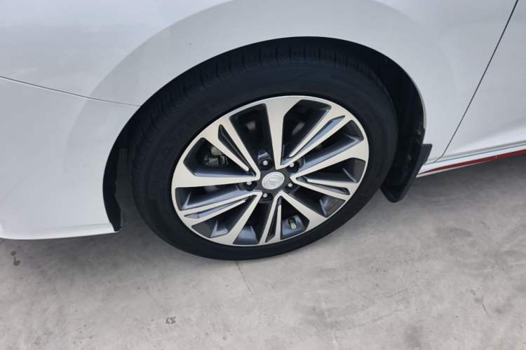 Used CHANGAN Ruicheng CC 2021 Blue Whale Edition 1.5T DCT Luxury Model Left Front Wheel Hub