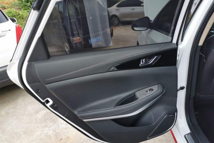 Used CHANGAN Ruicheng CC 2021 Blue Whale Edition 1.5T DCT Luxury Model Left Rear Door Interior