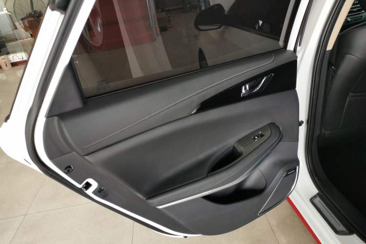 Used CHANGAN Ruicheng CC 2021 Blue Whale Edition 1.5T DCT Luxury Model Left Rear Door Interior