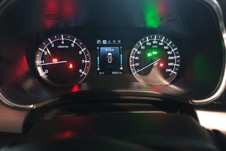 Used CHANGAN Ruicheng CC 2021 Blue Whale Edition 1.5T DCT Prestige Model Odometer Close Up