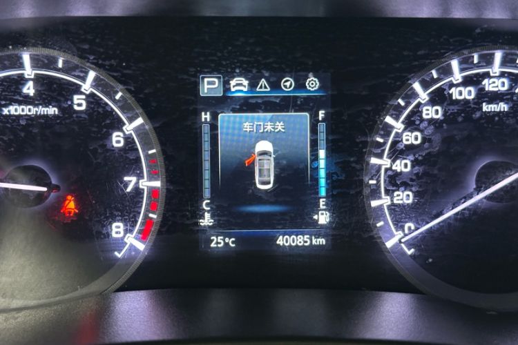 Used CHANGAN Ruicheng CC 2021 Blue Whale Edition 1.5T DCT Luxury Model Odometer Close Up