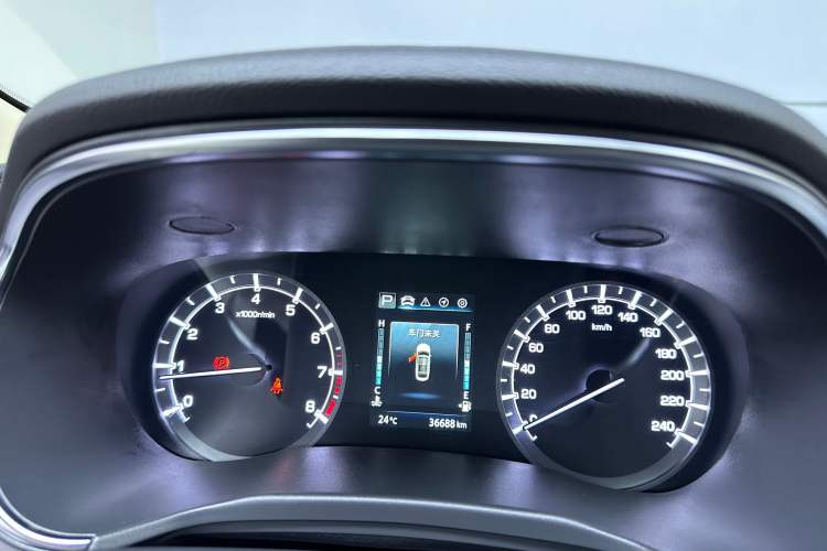 Used CHANGAN Ruicheng CC 2021 Blue Whale Edition 1.5T DCT Elite Model Odometer Close Up