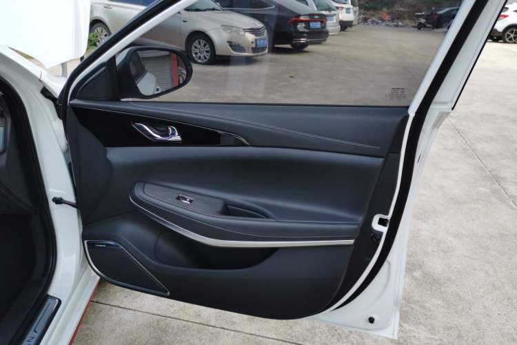 Used CHANGAN Ruicheng CC 2021 Blue Whale Edition 1.5T DCT Luxury Model Right Front Door Interior