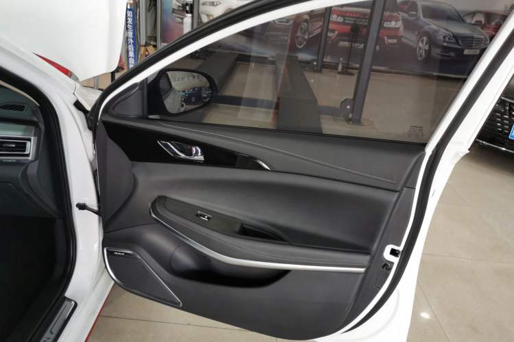 Used CHANGAN Ruicheng CC 2021 Blue Whale Edition 1.5T DCT Luxury Model Right Front Door Interior