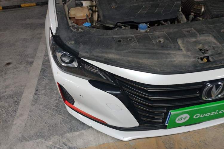 Used CHANGAN Ruicheng CC 2021 Blue Whale Edition 1.5T DCT Prestige Model Right Front Headlight