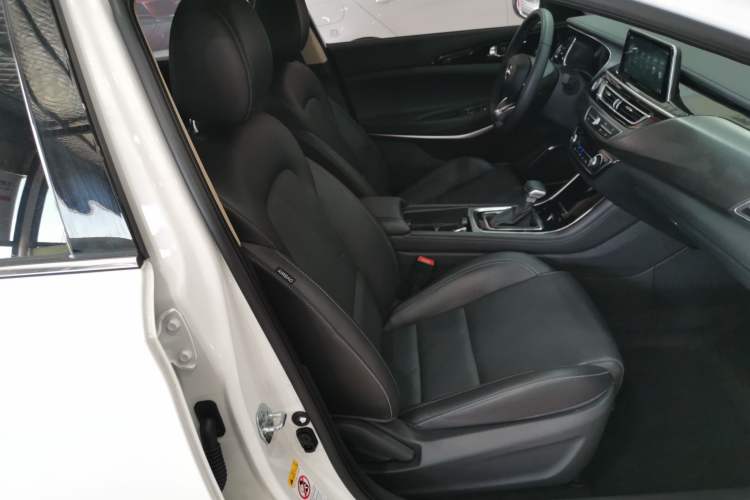 Used CHANGAN Ruicheng CC 2021 Blue Whale Edition 1.5T DCT Luxury Model Right Front Seat