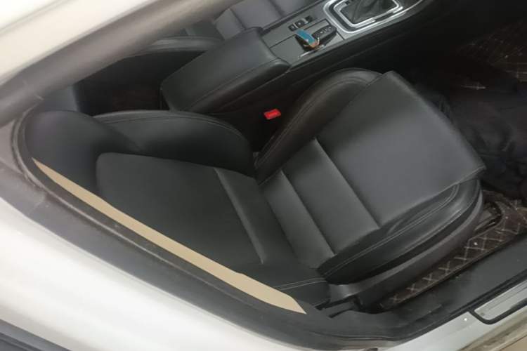 Used CHANGAN Ruicheng CC 2021 Blue Whale Edition 1.5T DCT Luxury Model Right Front Seat