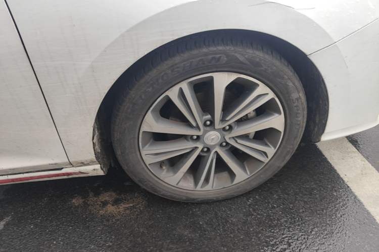 Used CHANGAN Ruicheng CC 2021 Blue Whale Edition 1.5T DCT Prestige Model Right Front Wheel Hub