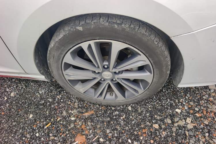 Used CHANGAN Ruicheng CC 2021 Blue Whale Edition 1.5T DCT Luxury Model Right Front Wheel Hub