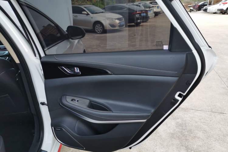 Used CHANGAN Ruicheng CC 2021 Blue Whale Edition 1.5T DCT Luxury Model Right Rear Door Interior