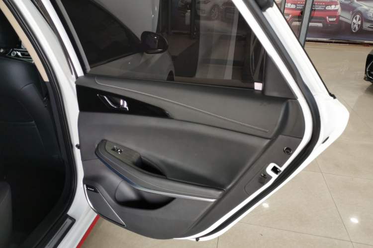 Used CHANGAN Ruicheng CC 2021 Blue Whale Edition 1.5T DCT Luxury Model Right Rear Door Interior