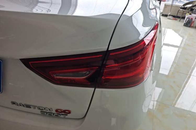 Used CHANGAN Ruicheng CC 2021 Blue Whale Edition 1.5T DCT Luxury Model Right Rear Taillight