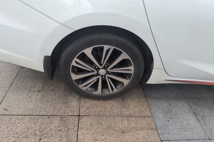 Used CHANGAN Ruicheng CC 2021 Blue Whale Edition 1.5T DCT Prestige Model Right Rear Wheel Hub