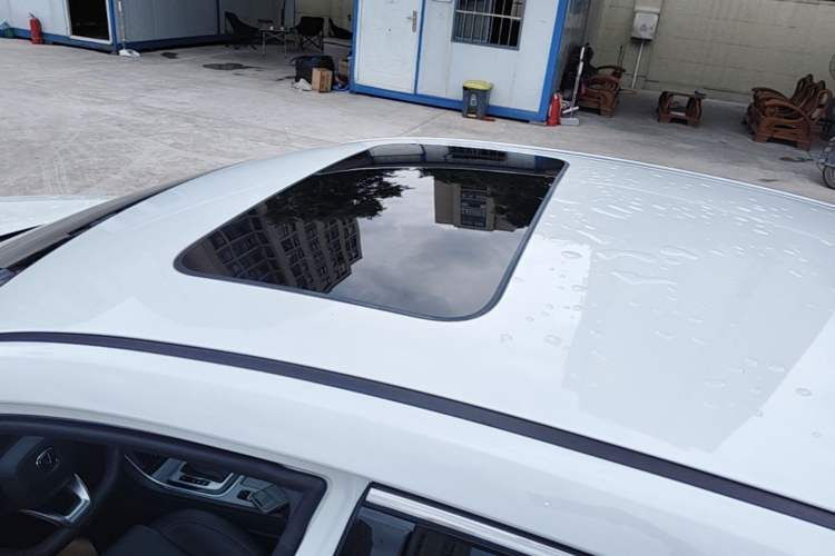 Used CHANGAN Ruicheng CC 2021 Blue Whale Edition 1.5T DCT Luxury Model Roof
