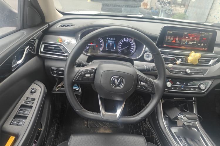Used CHANGAN Ruicheng CC 2021 Blue Whale Edition 1.5T DCT Luxury Model Steering Wheel