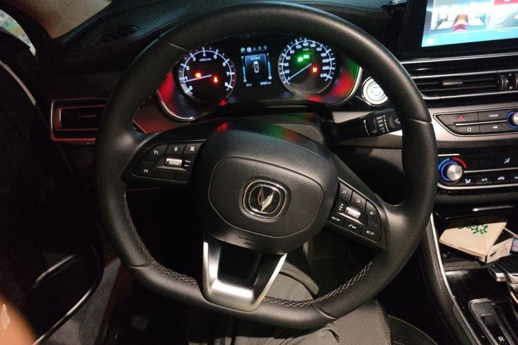 Used CHANGAN Ruicheng CC 2021 Blue Whale Edition 1.5T DCT Prestige Model Steering Wheel