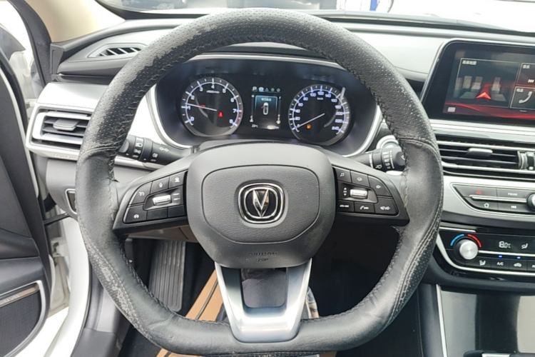 Used CHANGAN Ruicheng CC 2021 Blue Whale Edition 1.5T DCT Luxury Model Steering Wheel