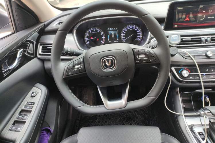 Used CHANGAN Ruicheng CC 2021 Blue Whale Edition 1.5T DCT Luxury Model Steering Wheel