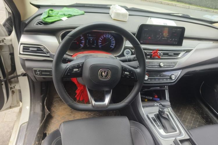 Used CHANGAN Ruicheng CC 2021 Blue Whale Edition 1.5T DCT Luxury Model Steering Wheel