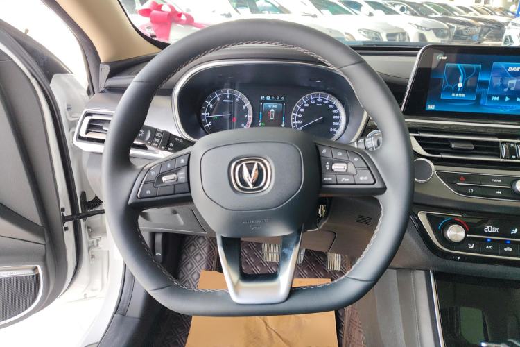 Used CHANGAN Ruicheng CC 2021 Blue Whale Edition 1.5T DCT Luxury Model Steering Wheel