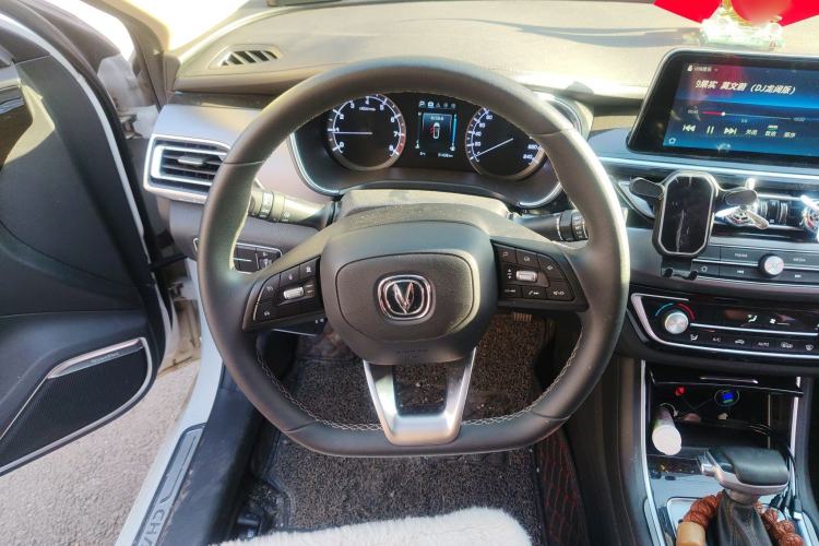 Used CHANGAN Ruicheng CC 2021 Blue Whale Edition 1.5T DCT Luxury Model Steering Wheel