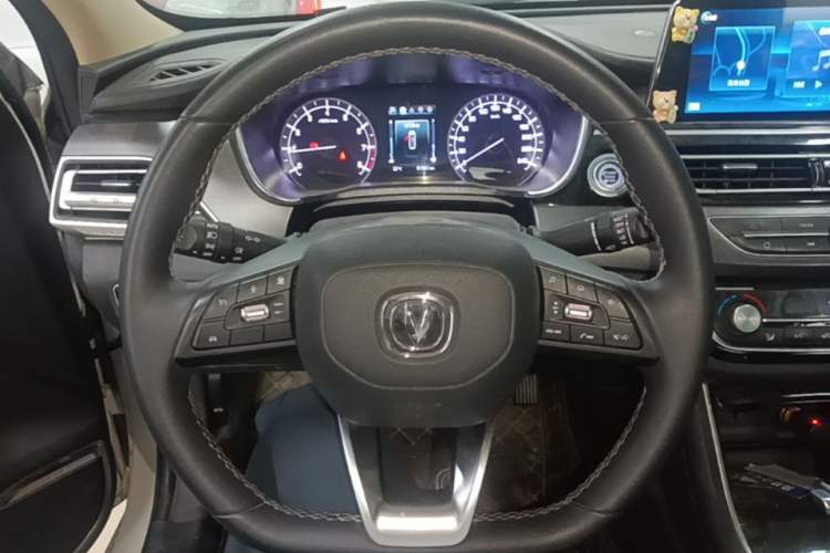 Used CHANGAN Ruicheng CC 2021 Blue Whale Edition 1.5T DCT Luxury Model Steering Wheel