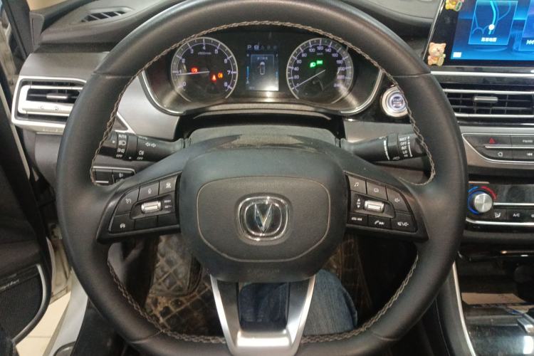 Used CHANGAN Ruicheng CC 2021 Blue Whale Edition 1.5T DCT Luxury Model Steering Wheel
