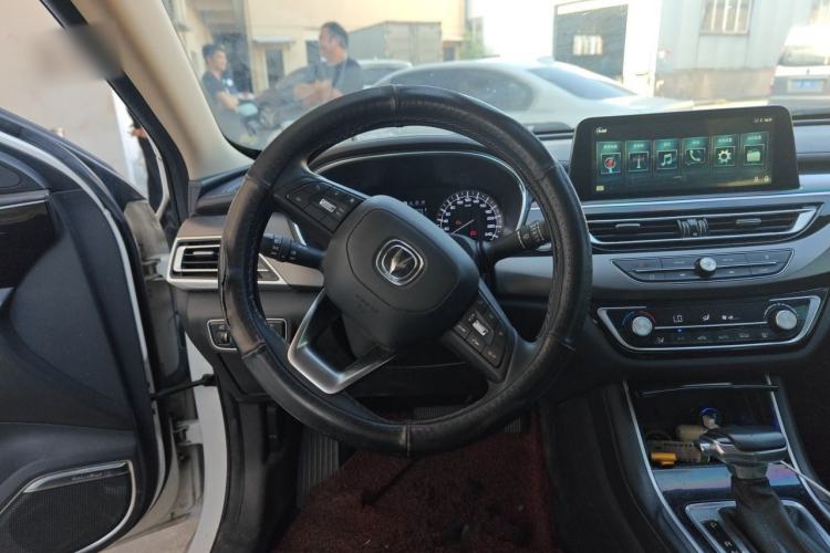 Used CHANGAN Ruicheng CC 2021 Blue Whale Edition 1.5T DCT Elite Model Steering Wheel