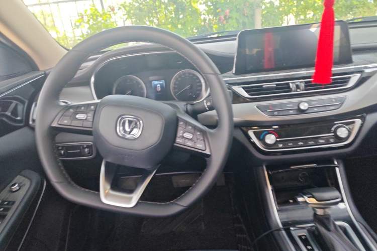 Used CHANGAN Ruicheng CC 2021 Blue Whale Edition 1.5T DCT Elite Model Steering Wheel