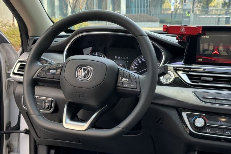 Used CHANGAN Ruicheng CC 2021 Blue Whale Edition 1.5T DCT Luxury Model Steering Wheel