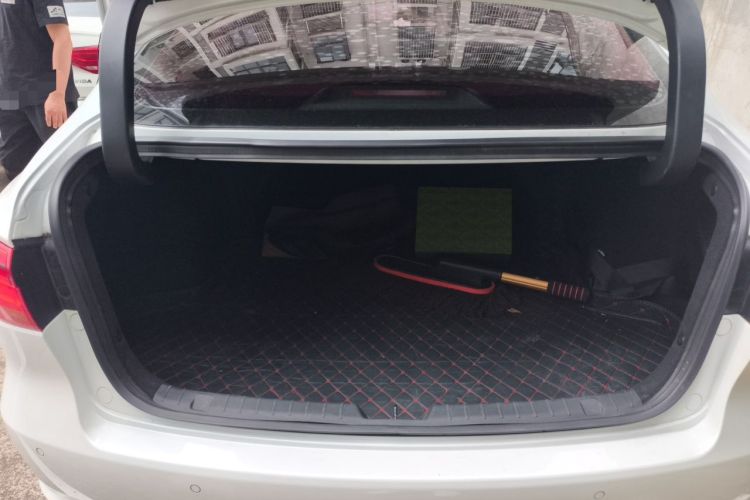 Used CHANGAN Ruicheng CC 2021 Blue Whale Edition 1.5T DCT Luxury Model Trunk