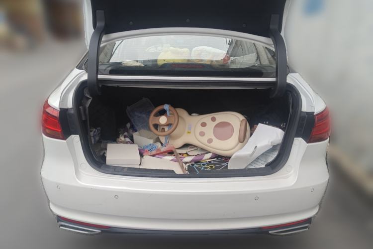 Used CHANGAN Ruicheng CC 2021 Blue Whale Edition 1.5T DCT Luxury Model Trunk