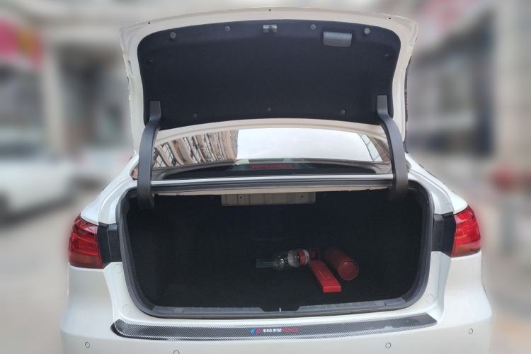 Used CHANGAN Ruicheng CC 2021 Blue Whale Edition 1.5T DCT Luxury Model Trunk