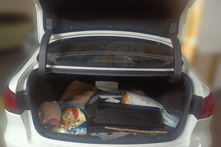 Used CHANGAN Ruicheng CC 2021 Blue Whale Edition 1.5T DCT Prestige Model Trunk