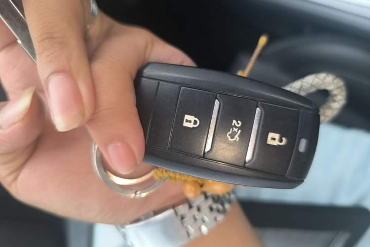 Used CHANGAN Ruicheng CC 2021 Blue Whale Edition 1.5T DCT Prestige Model Vehicle Key
