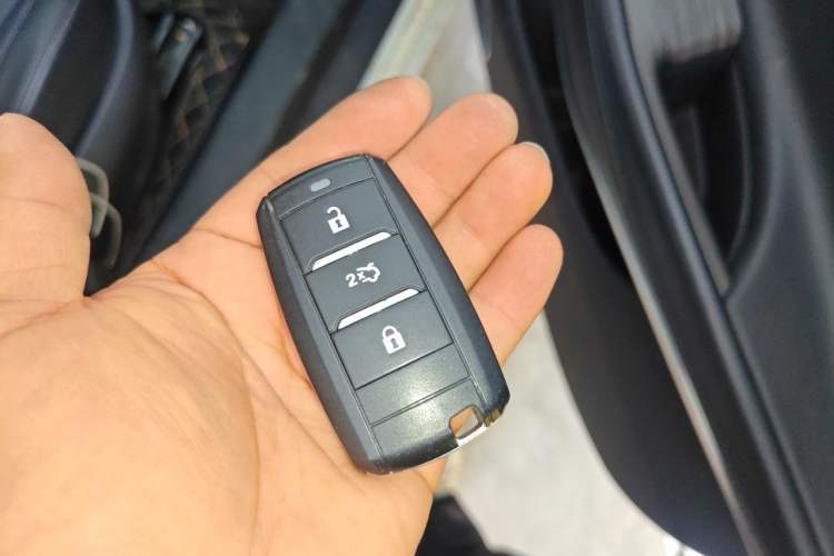 Used CHANGAN Ruicheng CC 2021 Blue Whale Edition 1.5T DCT Elite Model Vehicle Key