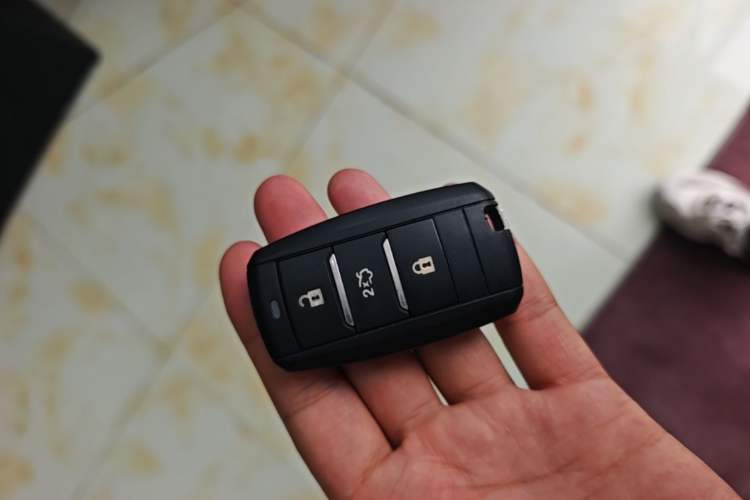 Used CHANGAN Ruicheng CC 2021 Blue Whale Edition 1.5T DCT Luxury Model Vehicle Key