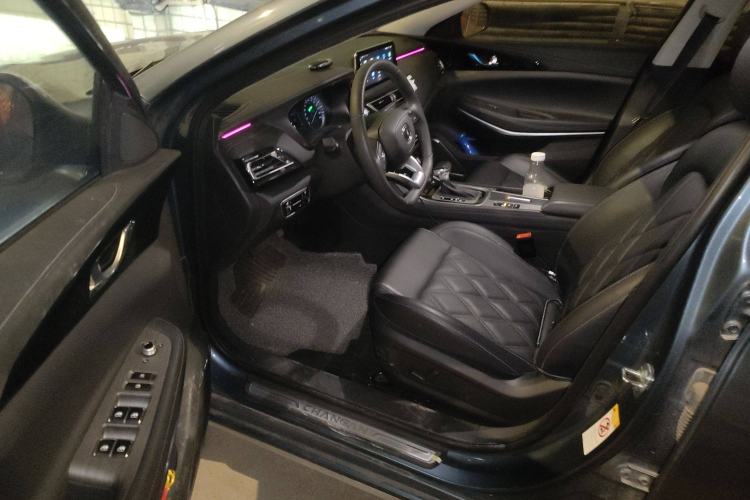 Used CHANGAN Ruicheng CC 2022 Blue Whale Edition 1.5T DCT Luxury Model Driver Seat