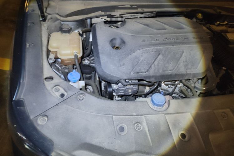 Used CHANGAN Ruicheng CC 2022 Blue Whale Edition 1.5T DCT Luxury Model Engine Bay Right