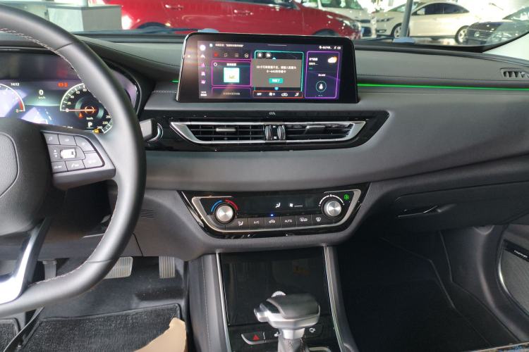 Used CHANGAN Ruicheng CC 2022 Blue Whale Edition 1.5T DCT Prestige Model Audio And AC Panel