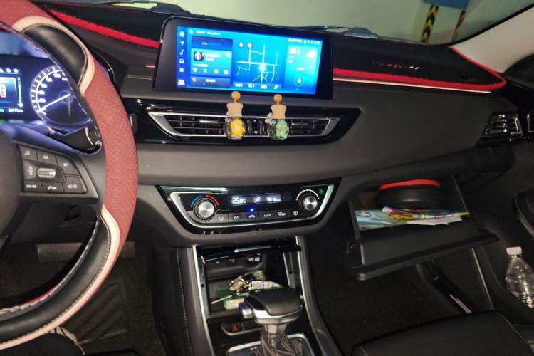 Used CHANGAN Ruicheng CC 2022 Blue Whale Edition 1.5T DCT Luxury Model Audio And AC Panel